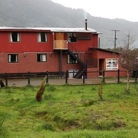 Cabanas Robinson Puyuhuapi Exterior foto