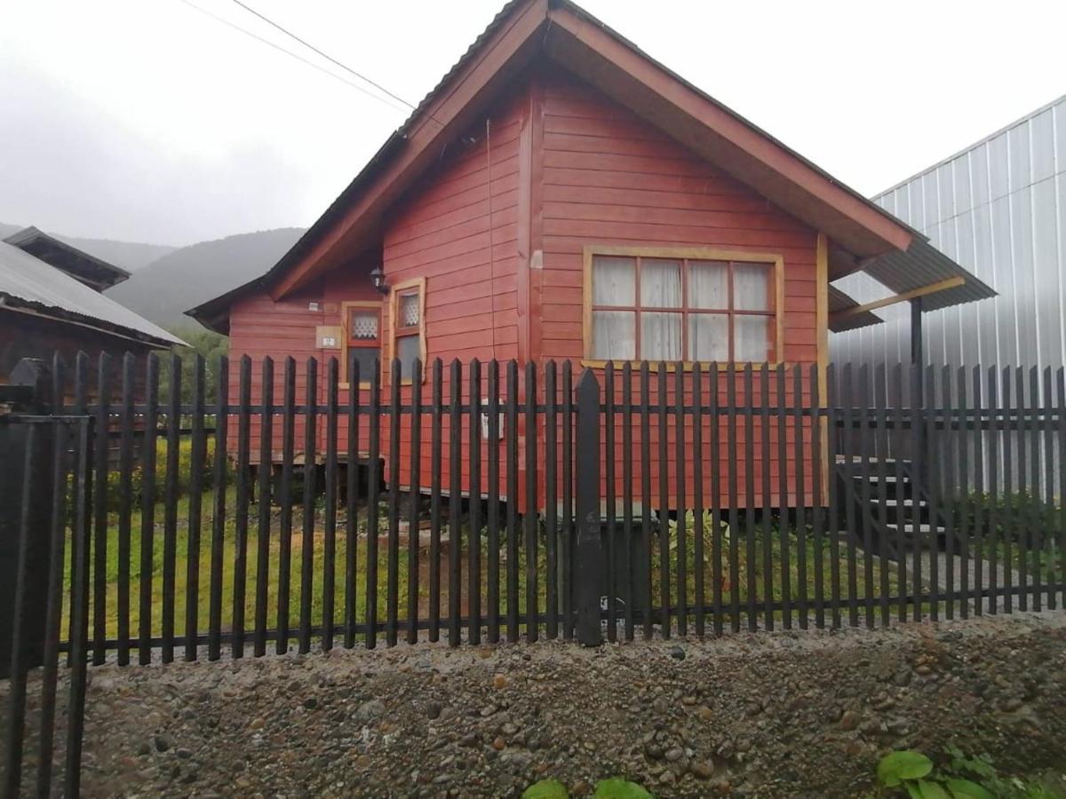 Cabanas Robinson Puyuhuapi Exterior foto